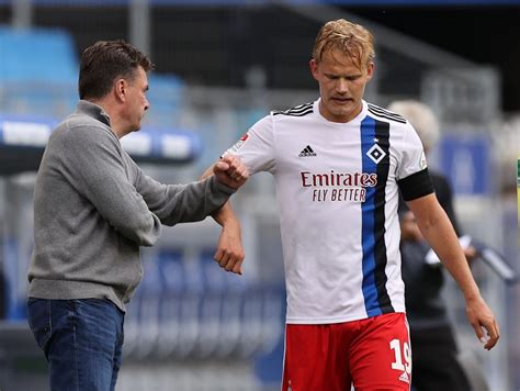 „nach den tragischen spielverläufen in der jüngeren vergangenheit war es beeindruckend, dass wir. Der HSV sucht einen Torjäger