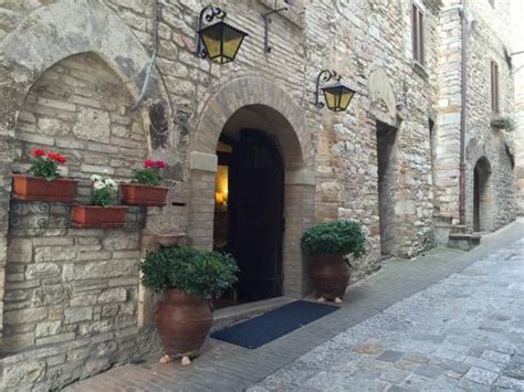Hotel Pax Updated 2020 Prices Reviews And Photos Assisi