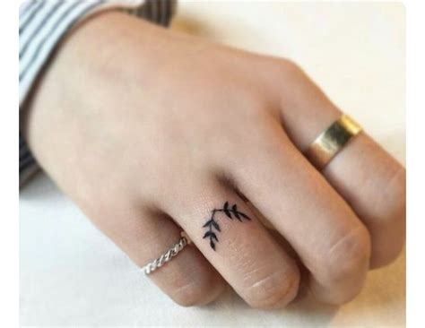 Wedding Ring Finger Tattoos Girl Finger Tattoos Finger Tattoos For Couples Finger Tattoo For