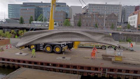 First 3d Printed Steel Bridge Installed In Amsterdam