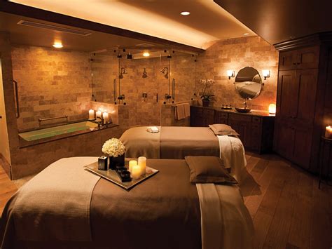 20 Best Spas In Us Massage Room Decor Massage Therapy Rooms Spa Room Decor Spa Therapy