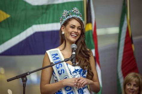 Heros Welcome For Safricas First Miss World In 40 Years Daily Mail
