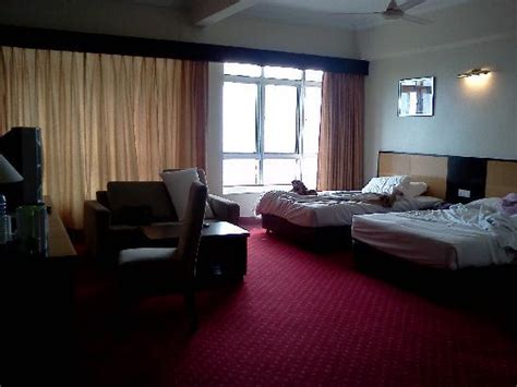 Spacious room with affordable luxury. First World - Picture of First World Hotel, Genting ...