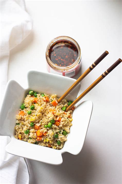 Widely reported to have been invented during the reign of emperor qianlong of the qing dynasty, yang chow fried rice has become a gold standard by which all fried rice are measured against. This Easy yang chow fried rice (Yangzhou Fried Rice) is ...