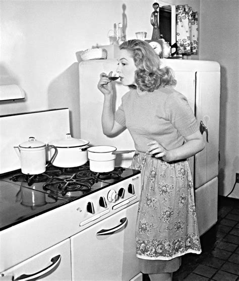 9 Things We Used To Do In The Kitchen That You Dont See Anymore