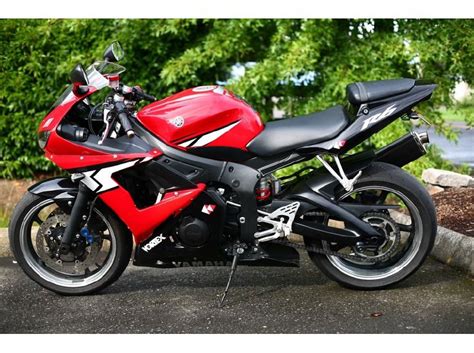 While the r6 certainly is not as comfortable as the more upright fz6 it is not as uncomfortable as i first expected it to be. 2004 Yamaha YZF R6 for sale on 2040-motos