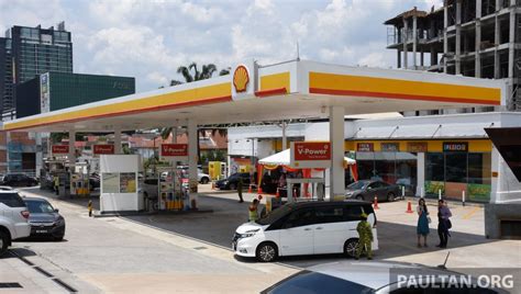 Pump car tyres for free at petrol station ! Shell Malaysia begins upgrading its fuel stations to ...