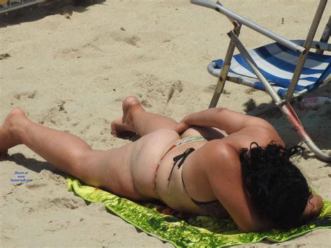 Big Ass From Pina Beach Preview November Voyeur Web Free Nude