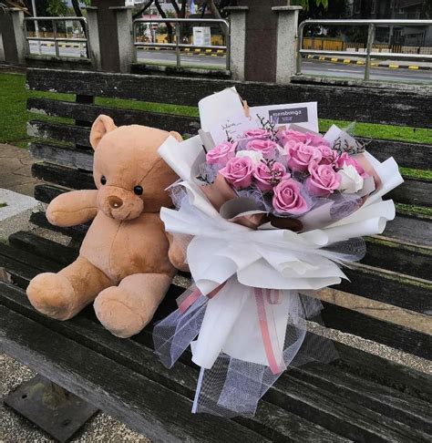 Flower teddy bear combinations include a stuffed animal delivery along with the flowers of your choice. Flower Bouquet Birthday Gift Delivery KL with teddy bear ...
