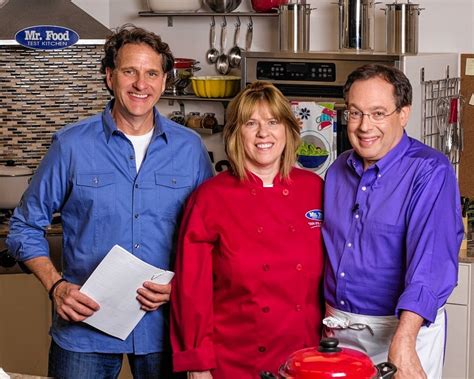 Food, bringing you simple recipes prepared in a quick and easy style. 'Mr. Food' returns to Syracuse TV, this time with a DeWitt ...