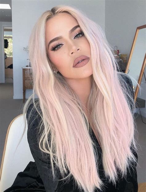 Khloe Kardashian Platinum Blonde Pastel Pink Hair Color 😍😍😍 Pastel