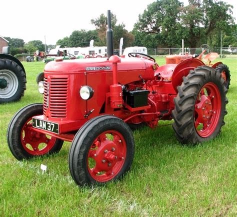 Vintage David Brown 25d Tractor © Evelyn Simak Geograph Britain And