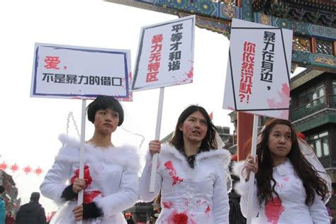 Pushing For A Law Against Domestic Violence In China The New York Times