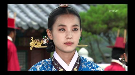 Dong yi moves to work in the king's palace as a maid and then she shows her talents and her an extraordinary way of thin. Dong Yi, 47회, EP47, #03 - YouTube