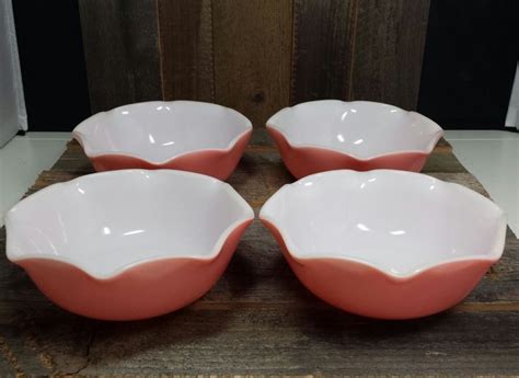 Hazel Atlas Crinoline Pink Set Of 4 Bowls Ripple Ruffle Etsy Bowl