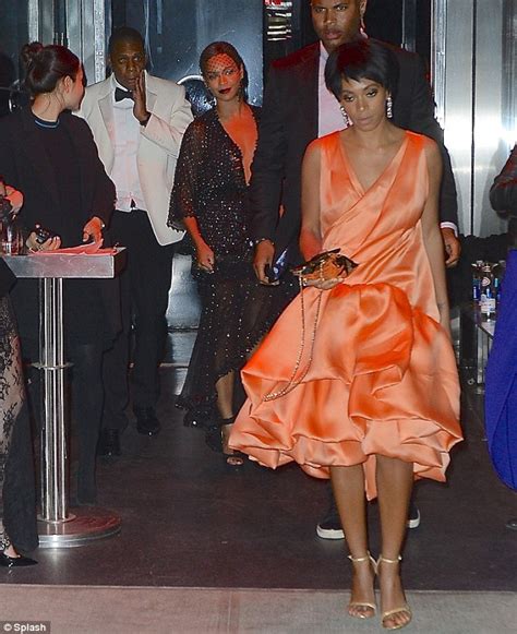 Solange And Jay Z Pictured With Beyonce For First Time Since Elevator Fight Daily Mail Online