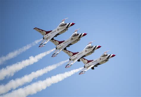 Thunderbird Aircraft Mishap At Air Show Us Air Force Article Display