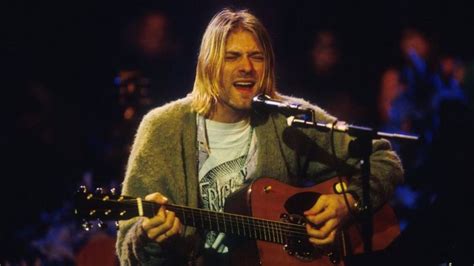 Kurt Cobains Mtv Unplugged Guitar Sells For 6m At Auction Bbc News