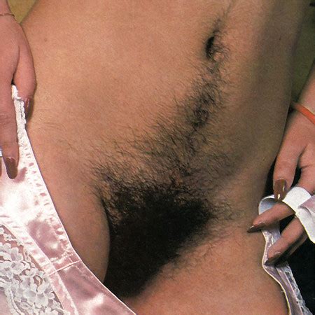 Hairy Girls With Treasure Trails Pict Gal