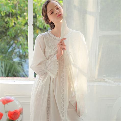 2018 Sleep Lounge Women Embroidery Sleepwear Lace Cotton Nightgowns
