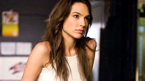 Gal Gadot Stuns In A Revealing Top In A Sun Kissed Photo