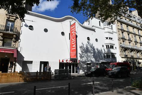 La Cigale Photos Stock Photos Pictures And Royalty Free Images Istock