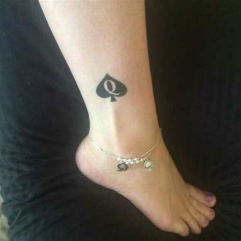 pin by jennifer sanchez on tattoos queen of spades tattoo toe ring designs toe rings