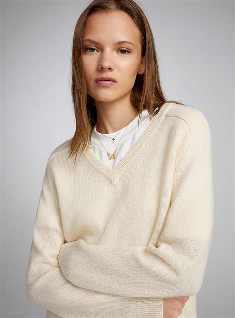 Pure Wool V Neck Sweater Twik Shop Womens Sweaters And Cardigans