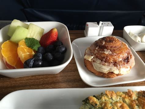 Delta First Class Breakfast Quiche Points Miles And Martinis