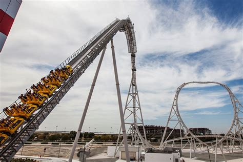 Unbelievable Thrill Rides At Theme Parks In Dubai Insydo