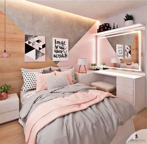 When we finally finished the construction part of the remodel of this home, it took me awhile to decide exactly what i wanted to do with this bedroom. 49 Modern Teen Girl Bedrooms That Wow - DigsDigs