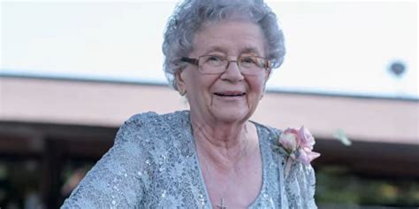 flower girl 92 steals the spotlight at granddaughter s wedding with decorated walker