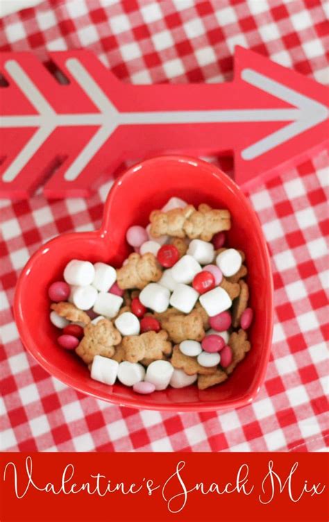 Try This Easy To Make Valentines Day Snack Mix