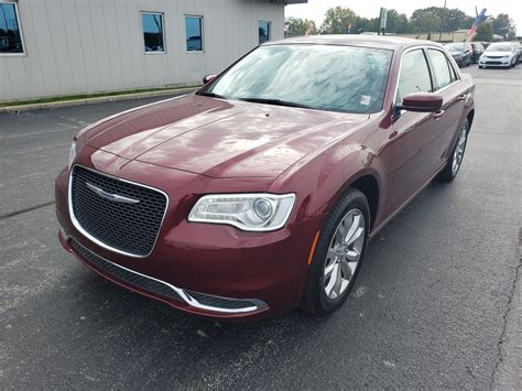 New 2019 Chrysler 300 Touring Awd Sedan In Monticello 19c107 Twin