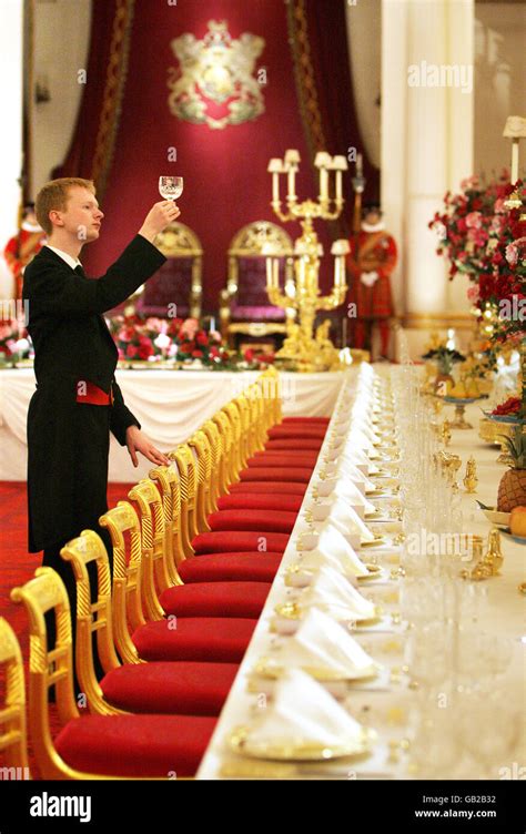 Royal Banquet Buckingham Palace Table Hi Res Stock Photography And