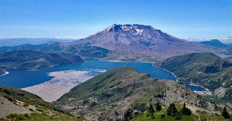 New Road At Mount St Helens Scientists See Another Disaster