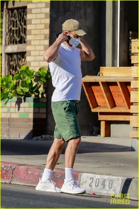 Chace Crawford Picks Up Takeout Food While Looking So Fit Photo Chace Crawford