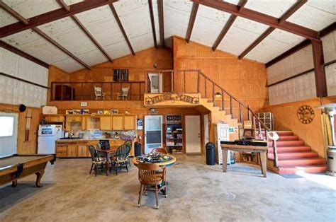 Classic Red Metal Barndominium On A 25 Acre Lot 32 Hq Pictures