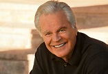 Robert Wagner: Hollywood's Man Of Mystery Wins Gold Coast Film Fest Honors
