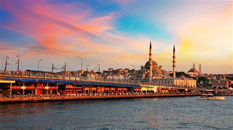 El Puente De Gálata El Gran Nexo Cultural De Estambul