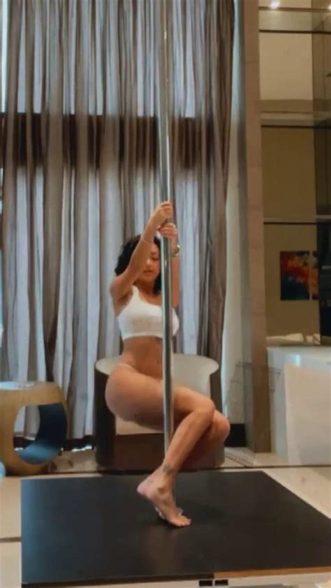 Malu Trevejo G String Stripper Pole Dancing Onlyfans Video Leaked