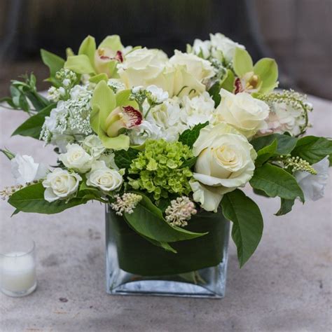 Whether you decorate for your fall wedding with autumn colors or opt for the elegant look of black and white wedding decorations, we have everything you need to say i do in style. Elegant White & Green Mix in Wakefield, MA | Gregory's ...