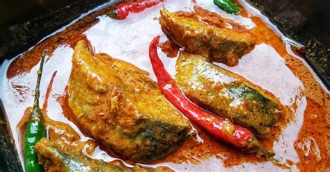 Ikan gulai masin yang merupakan masakan asal sumatra ini mudah dibuat dan tetap disukai. Resipi Resepi Gulai Ikan Tongkol @ ike aye #Johor oleh Tengku RosElyza Raja Muhammad - Cookpad