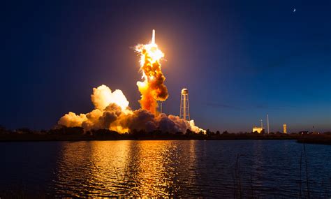 Nasa Releases Photos Of Failed 2014 Antares Iss Supply Rocket Launch In