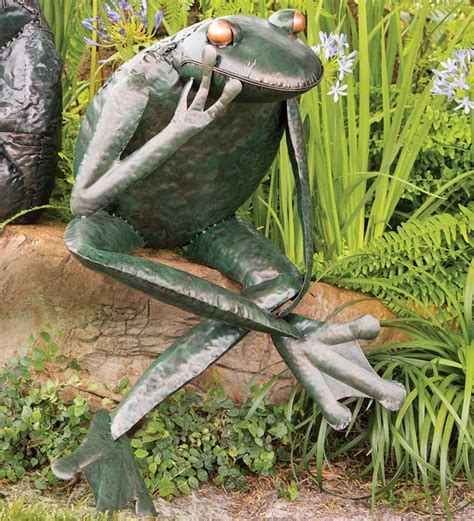 Thinking Frog Metal Yard Sculpture Wind And Weather