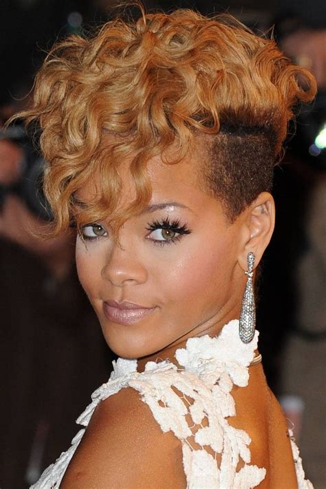 Rihannas Best Ever Hairstyles A Timeline Shaved Side Hairstyles