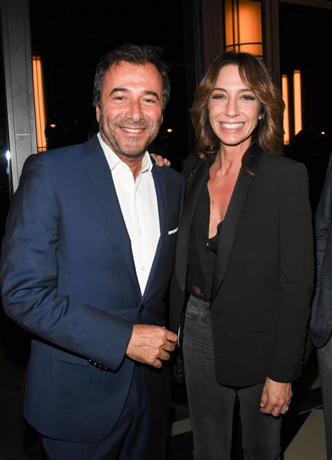 Photo Exclusif Bernard Montiel Et Virginie Guilhaume Au Théâtre