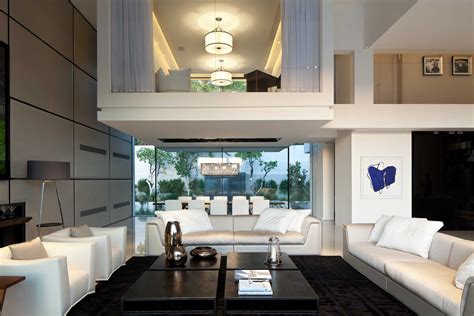 Modern Cube House In Israel Offers The Ultimate In Refined Luxury