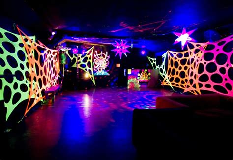 10 Best Images About Black Light Decoratingideas For Halloween Party