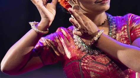 Kuchipudi Dancer Yamini Reddy To Perform At Nita Mukesh Ambani Cultural Centre The Hindu